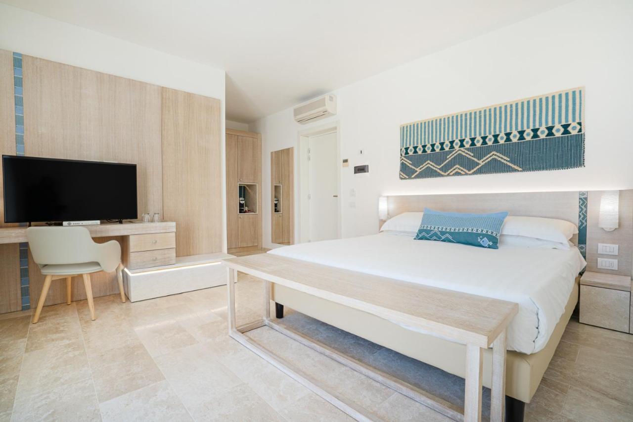 Felix Hotels - Hotel La Coluccia Санта-Тереза-Галлура Екстер'єр фото