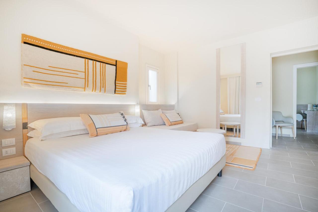 Felix Hotels - Hotel La Coluccia Санта-Тереза-Галлура Екстер'єр фото